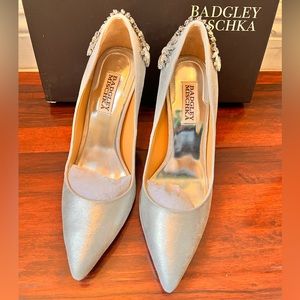 Badgley Mischka 4” Silver Kiara embellished pumps with rhinestones
